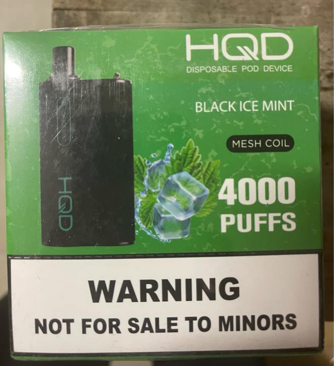 F6PN108 HQD BOX 4000 bouffées - HQD vape flavours menthe glacée noire